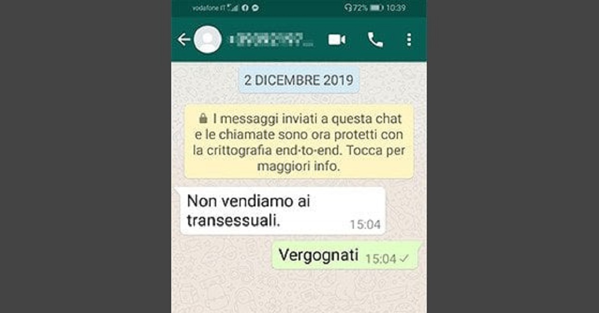 Gatto negato a transessuale su WhatsApp