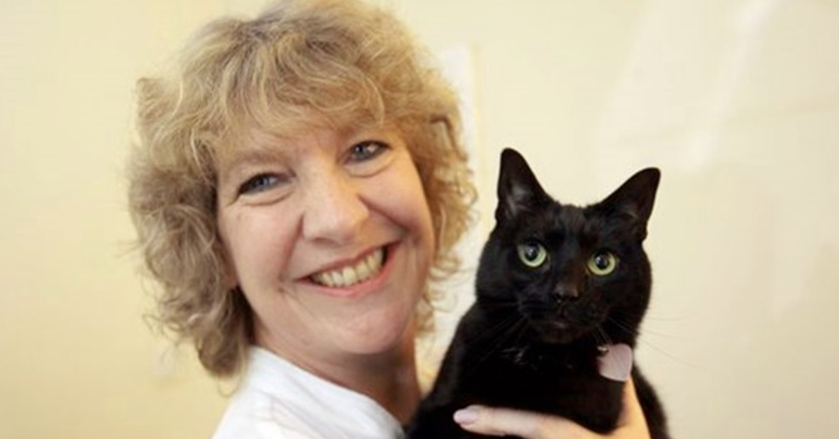 Humbug, il gattino che ha salvato la sua proprietaria da un tumore