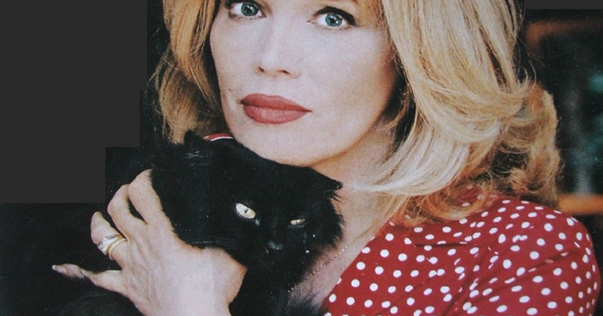 I gattini di Amanda Lear avranno tutta la sua eredità (foto)
