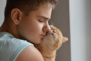 4 consigli per legare di più con il tuo gatto