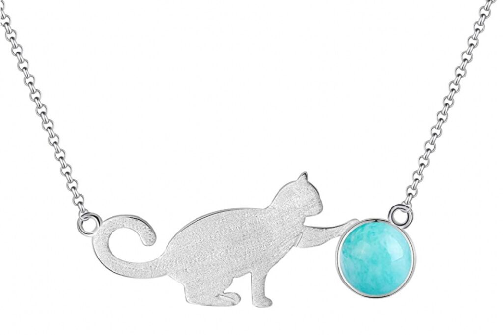 collana a forma di gatto