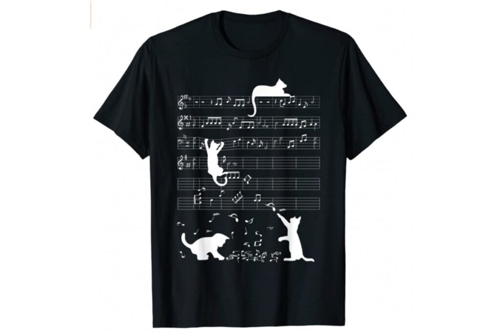t-shirt con i gatti e le note musicali