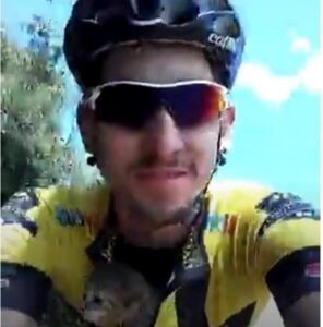 Gattino salvato da un ciclista: la sua storia