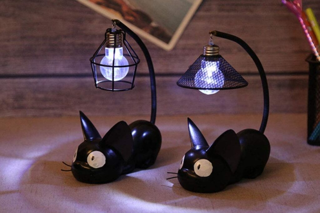 lampade da tavolo a forma di gatti neri