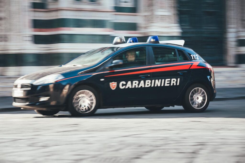 volante dei carabinieri