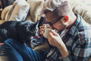 5 tazze da tè con i gatti da regalare a un vero Micio-addicted