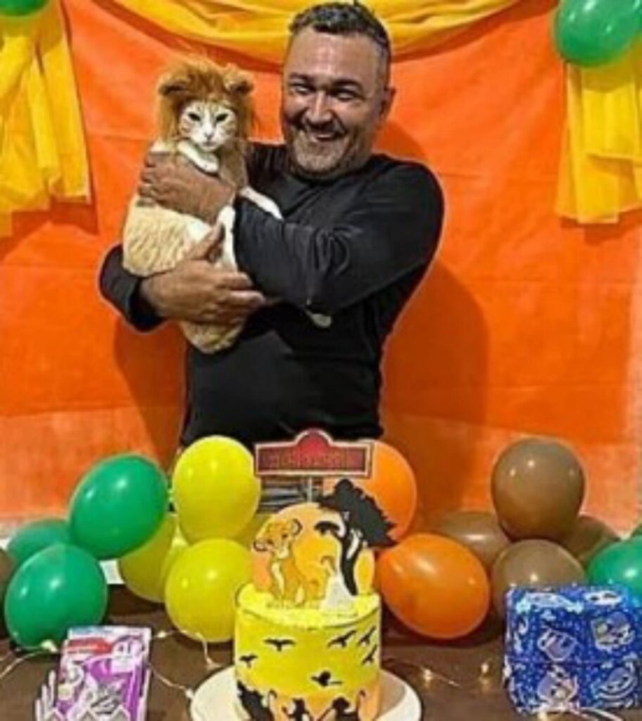 gatto e padrone