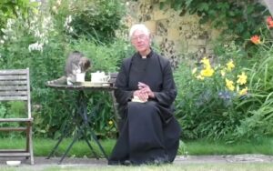 gatto ospite della diretta del vescovo di Canterbury